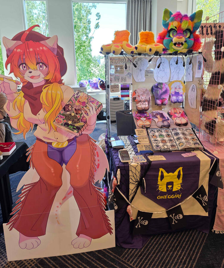 Furlandia 2026 3ft Table